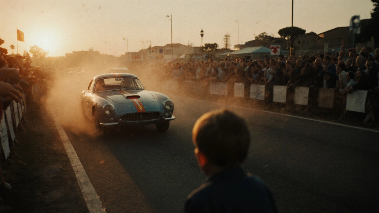 Widok z dystansu na wyścigu Mille Miglia, ale ognisko na twarzy chłopca w tłumie.